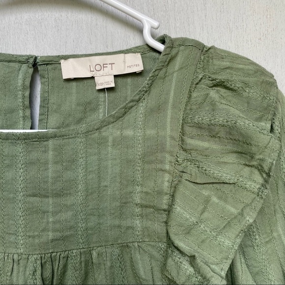 LOFT Army Green Ruffle Blouse Top Long Sleeve Cropped NWT Fall Outfit - Picture 4 of 8